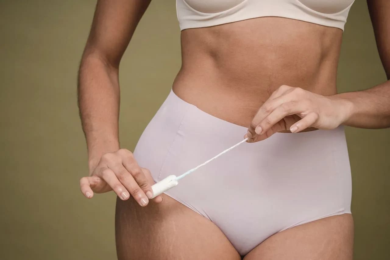 Przyczyny opóźnienia okresu: co może zaskakiwać i niepokoić?