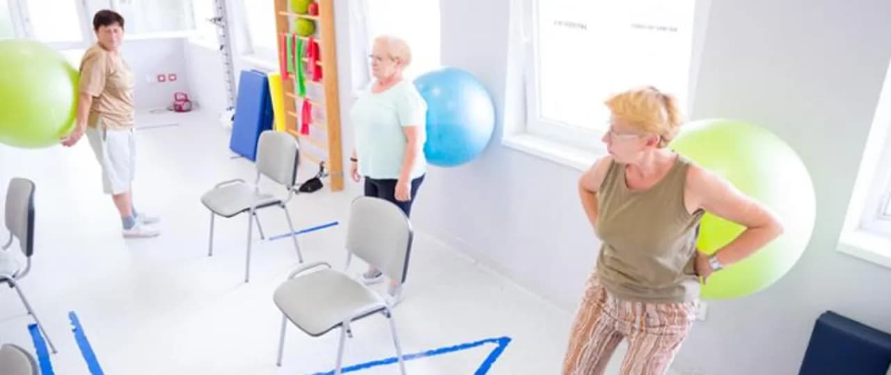 Rehabilitacja uzdrowiskowa – co to jest i jak może pomóc w zdrowiu