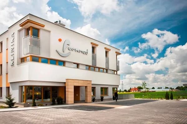 Najlepsze miejsca na gastroskopię w Warszawie NFZ - uniknij długich kolejek