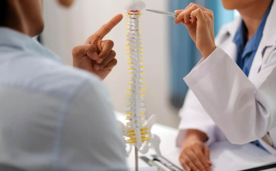 Wypuklina a przepuklina: kluczowe różnice i metody leczenia