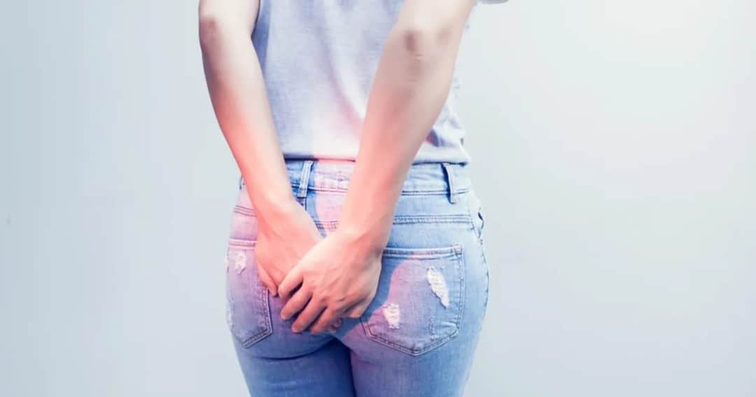 Najczęstsze objawy hemoroidów - poznaj sygnały ostrzegawcze i działaj