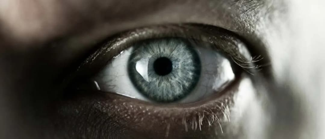 Drganie powiek przyczyna – najczęstsze powody, które mogą cię zaniepokoić