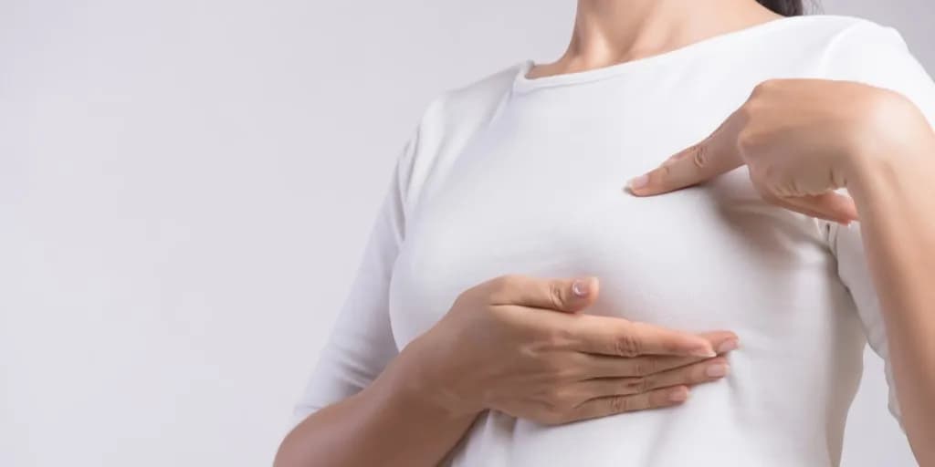 Płyn z sutka: Co oznacza i kiedy wymaga pilnej konsultacji?